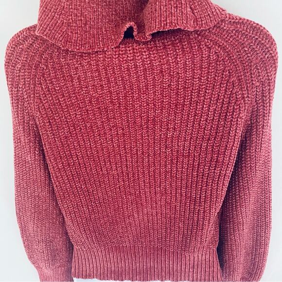 Blush & Bloom Chenille Cowl Neck Sweater Size Small - Picture 7 of 9